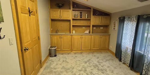 OPEN HOUSE - SPACE(S) FOR LEASE IN ROSCOE - INFINITE POSSIBILITES!