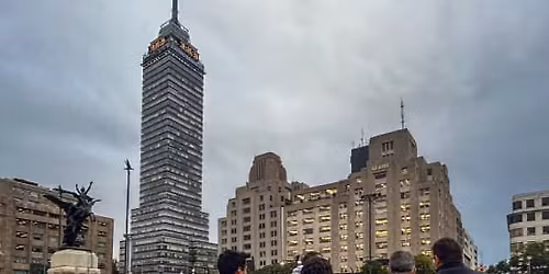 Tour Nocturno CDMX: Centro Hist\u00f3rico con opci\u00f3n al Mirador Torre Latino