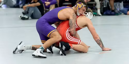 Parking Northern Iowa Panthers at South Dakota State Jackrabbits Wrestling