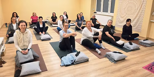 BETELT! HANG-\u00e1l-OM: medit\u00e1ci\u00f3 \u00e9s hangf\u00fcrd\u0151 intuit\u00edv hangszerekkel