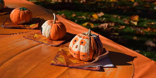 Halloween Craft Workshop and Scavenger Hunt (Saturday)