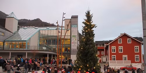 Julegateopning og julegrantenning