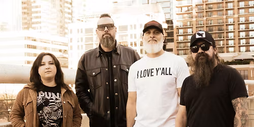 HIGH DESERT QUEEN w\/GRAN MORENO