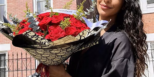 Floreciendo con Gardenia: Ramo Buch\u00f3n y Presentacion Edition