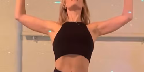 Heated Vinyasa Yoga with Laura