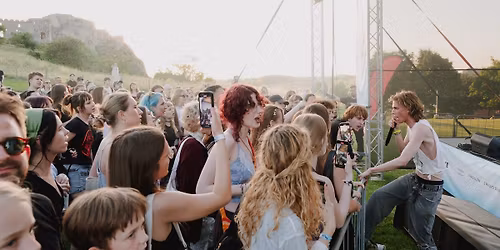 S\u00fatok \u223c multi\u017e\u00e1nrov\u00fd festival \u223c 2. ro\u010dn\u00edk