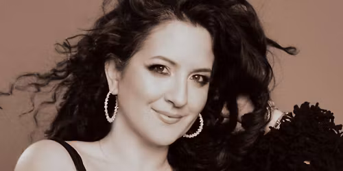 Nicole Zuraitis at Shubert Theater New Haven