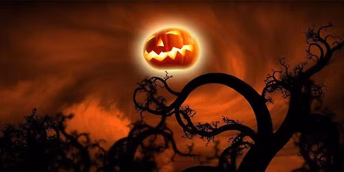 Caminhando em noite de Halloween - Monsanto