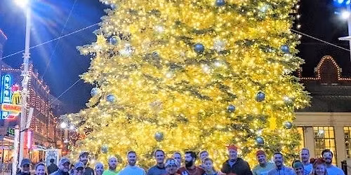 Christmas Tree Run!! \ud83c\udf84\ud83c\udf85\ud83c\udffb\ud83c\udfc3\u200d\u2640\ufe0f\ud83c\udfc3\ud83c\udffb\u200d\u2642\ufe0f