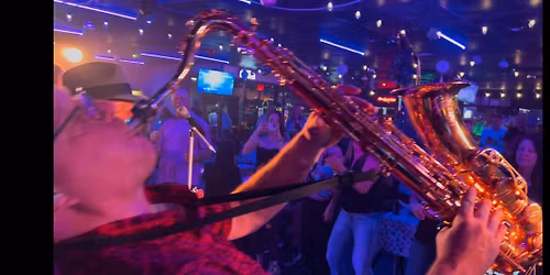 Fringe Benefits at LJ's Par & Grill