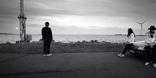 \u201cThe Garbage Helicopter\u201d (Sweden, 2015)