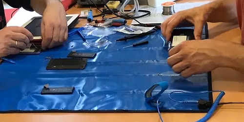 Repair Caf\u00e9 - defekte Dinge selbst reparieren