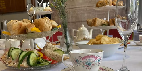 Christmas Wreath Making Workshop Sunday 30th