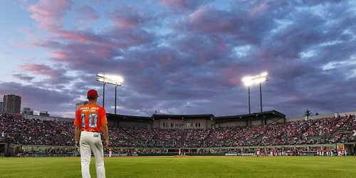 Yakima Valley Pippins at Edmonton Riverhawks at REMAX Field