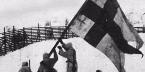 Itsen\u00e4isyysp\u00e4iv\u00e4n lipunnosto