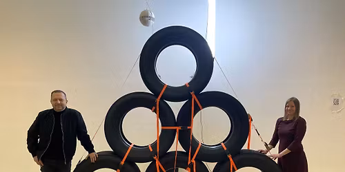 Fazakas R\u00e9ka nyit\u00f3 kur\u00e1tori t\u00e1rlatvezet\u00e9se Cseke Szil\u00e1rd \u00c1raml\u00f3 jelenl\u00e9t c\u00edm\u0171 ki\u00e1ll\u00edt\u00e1s\u00e1n