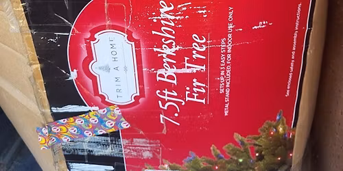 Up Tail Resale Mega Christmas Sale