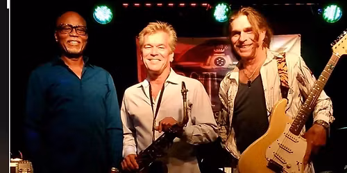 First Class @ The Tiki Bar