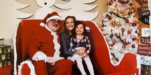 It\u2019s Santa Day \ud83c\udf85\ud83c\udffb