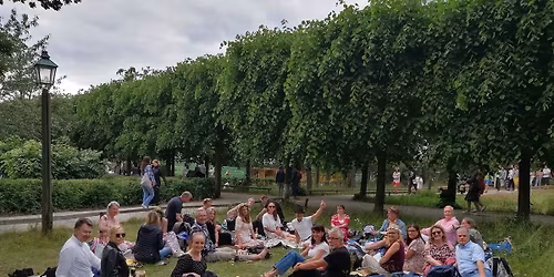 \ud83c\udf3f\u2728 Midsommarpicknick p\u00e5 Skansen \u2728\ud83c\udf3f