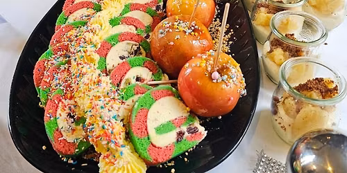 Gro\u00dfes Weihnachtsbuffet