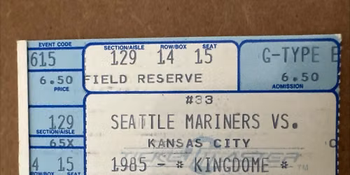 Seattle Mariners at Kansas City Royals at Kauffman Stadium