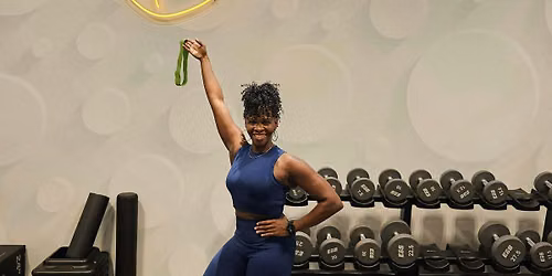 Najla x Fabletics: Band Workout