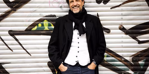 Helmfried von L\u00fcttichau - Plugged - ein Soloprogramm | Kulturboden Hallstadt