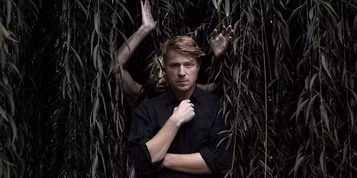 TOPOL_Ozvěny ptáků ve vile Primavesi v Olomouci