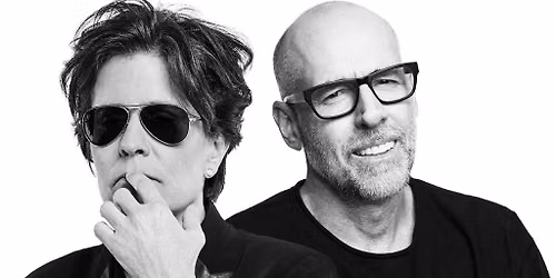 Pivot with Kara Swisher and Scott Galloway presented by beehiiv