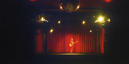 Alice Phoebe Lou, John Andrews & The Yawns in Los Angeles