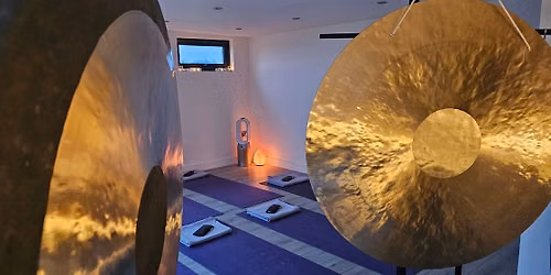 Rejuvenating Gong Bath under the light of the Moon