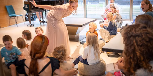 Zu Gast im Salon: AIMS mit Zauberstimmensommerkl\u00e4nge