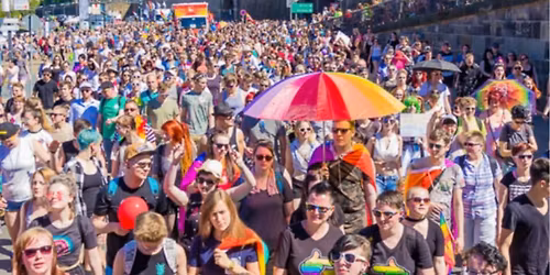 politisches Stra\u00dfenfest zum 33. Christopher Street Day in Dresden