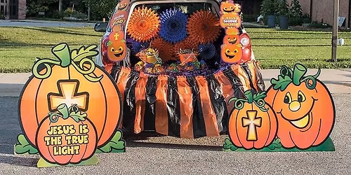 Join us for our Trunk or Treat!!