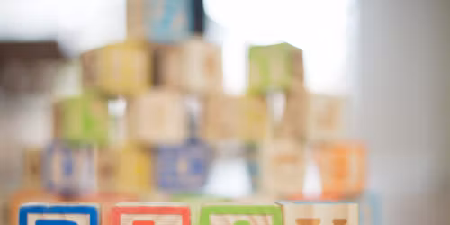 Terapia hrou a fili\u00e1lna terapia v Martine