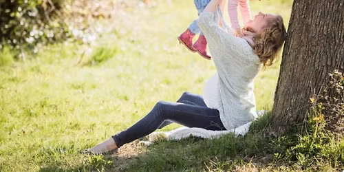 El\u00e9g J\u00f3 Any\u00e1k Klubja