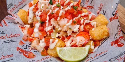 Cousins Maine Lobster Food Truck at Fleet Farm \u2013 Fond du Lac