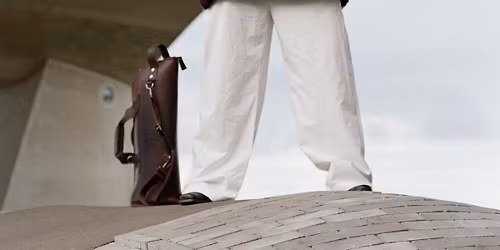 An intimate evening with PHILIP LASSITER