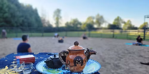 ROUND PEN YOGA - SUMMER SERIES