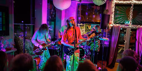 H\u00c6NGEMULEN med band. (ticket\/billet)