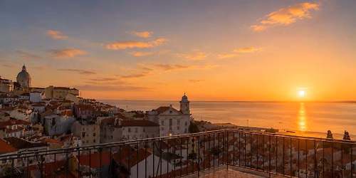 Nascer do Sol nos Miradouros de Lisboa