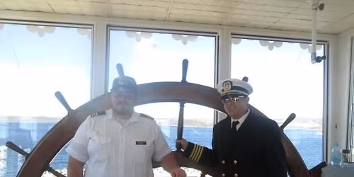 \ud83c\udfad Showboat Branson Belle Dinner Cruise Weekend Getaway in Branson, MO! \ud83d\udea2\ud83c\udfb6 $99 Per Couple!