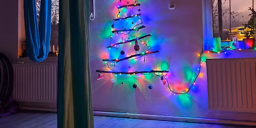 Mayfly Kar\u00e1csony