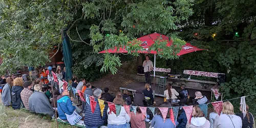 Open Air Standup Comedy am Hafen