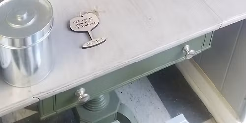 **FULL** Freeport- Holiday Pick Your Project- Janey's Lounge