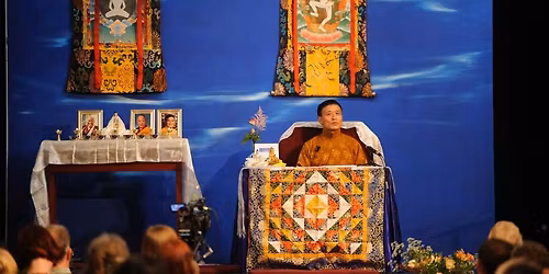 De \u2018Heartdrops of Dharmakaya\u2019 