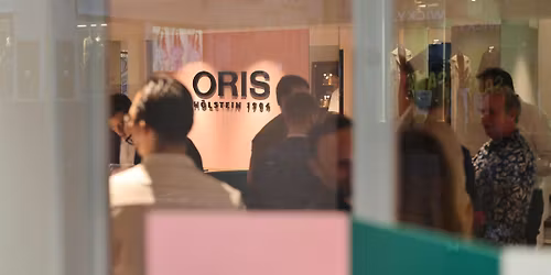 Social Drinks by Oris