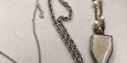 PLATES TO PENDANTS JEWELRY w\/Debbie Meritsky 