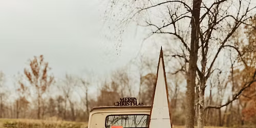 Christmas Truck Mini Sessions!